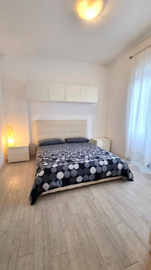 Affittimoderni Milano White Apartment Exterior photo